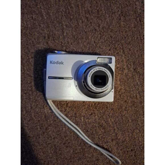 Kodak EasyShare C613 6.2MP Digital Camera - Silver UNTESTED